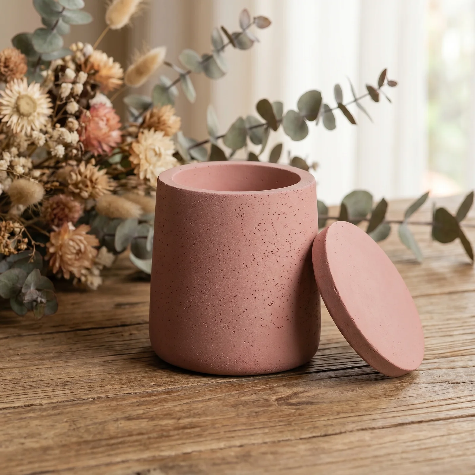 Contenedor de cemento con tapa – 9,8 cm